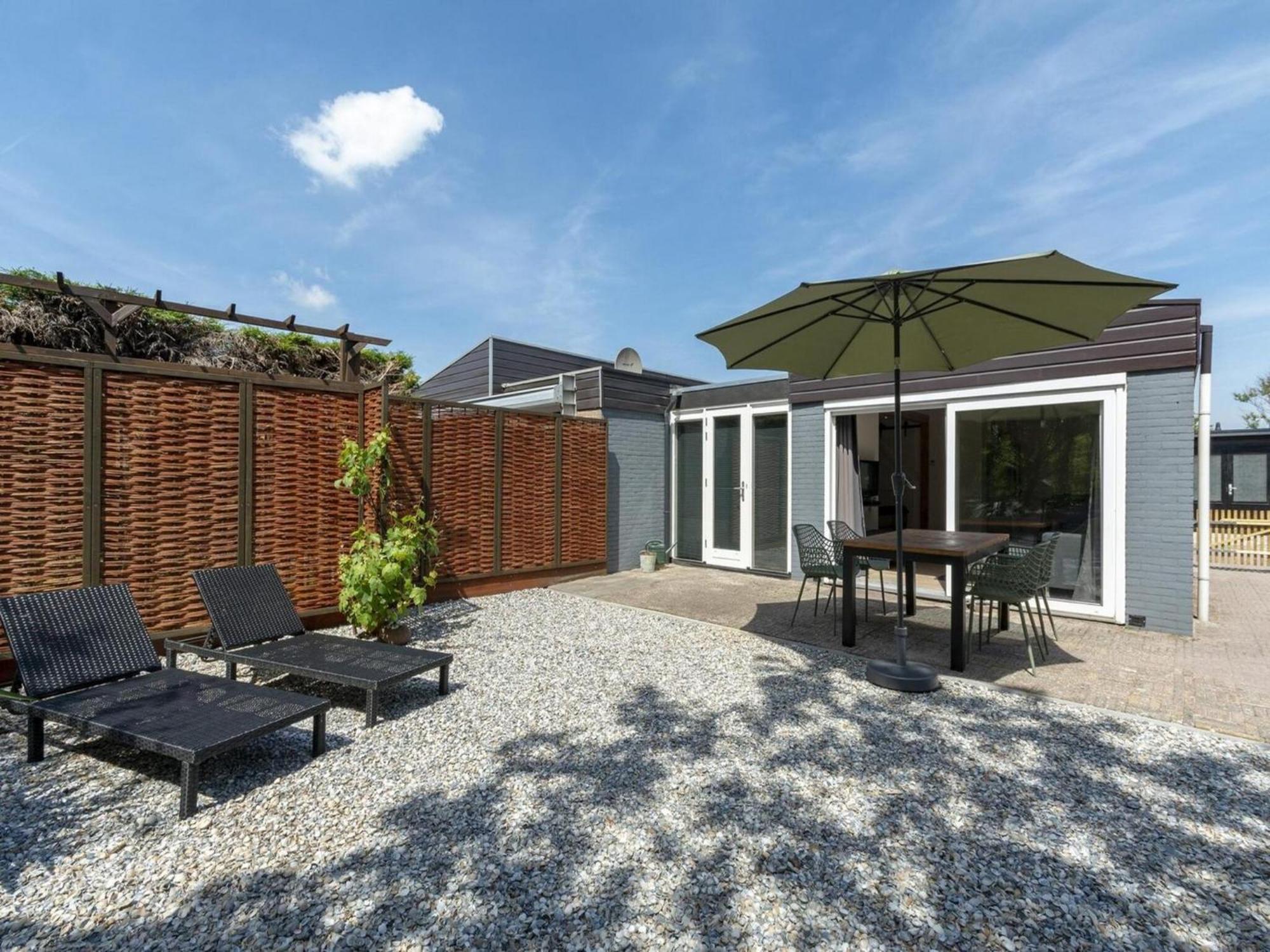 Luxurious Furnished Bungalow With Terrace Callantsoog Exterior foto